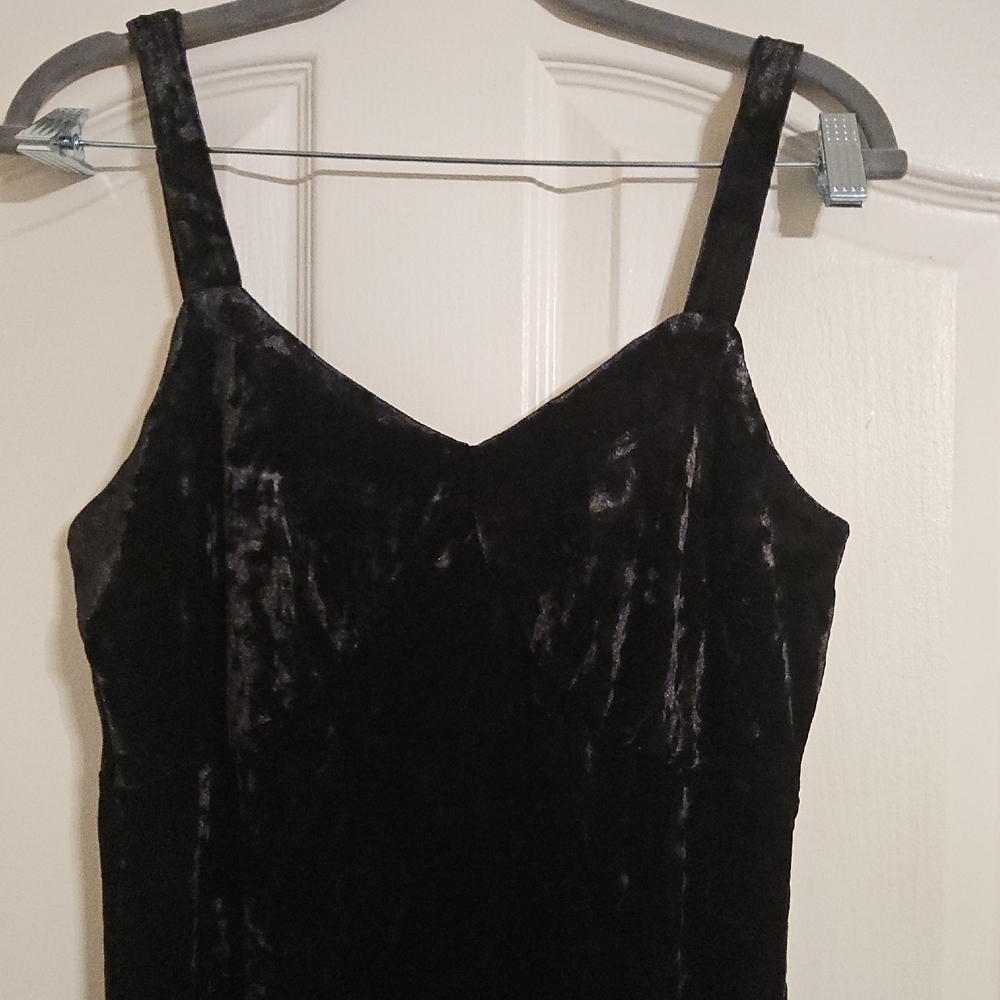 Jessica Simpson Chic Black Velvet Dress - Picture 2 of 5